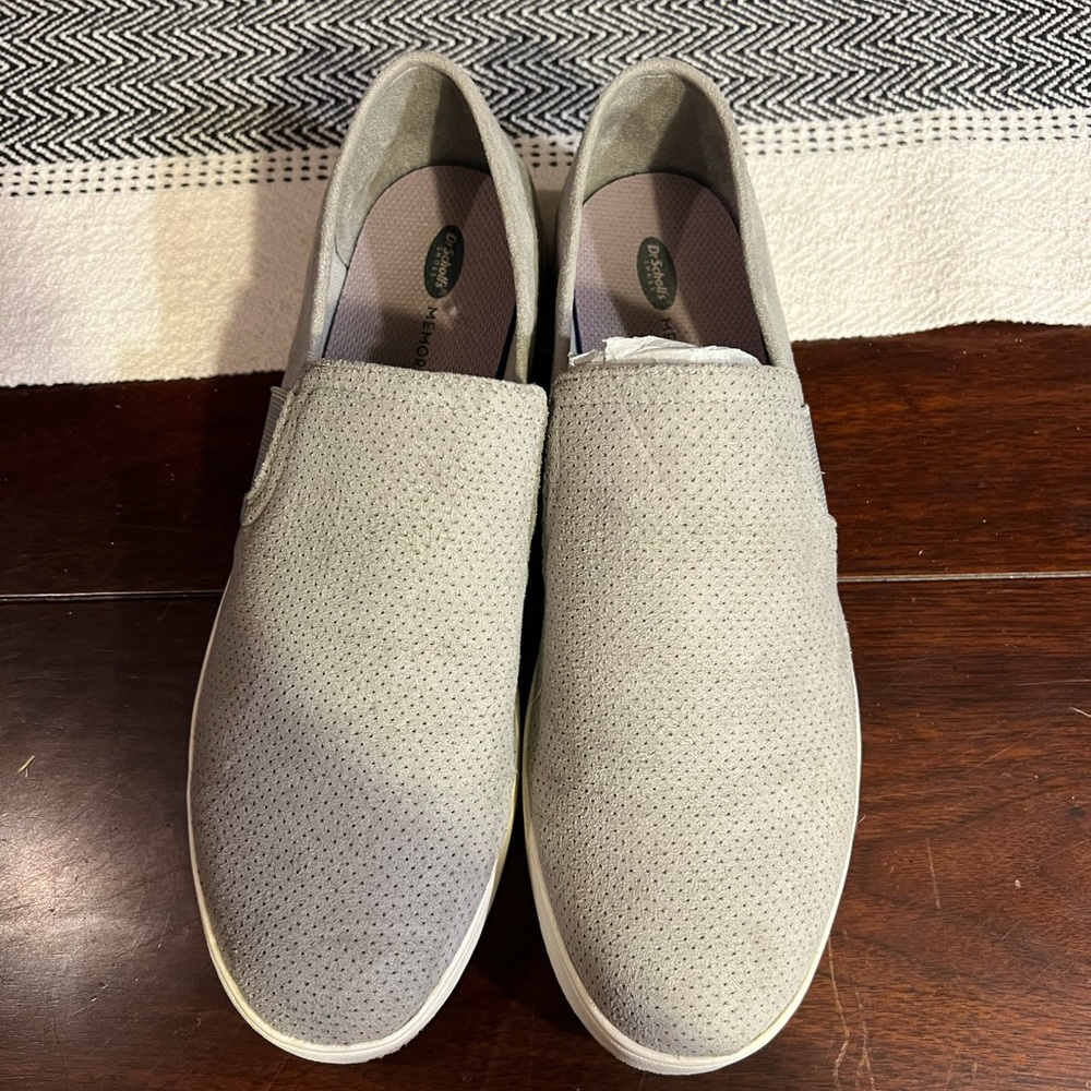 Dr. Scholls sneakers